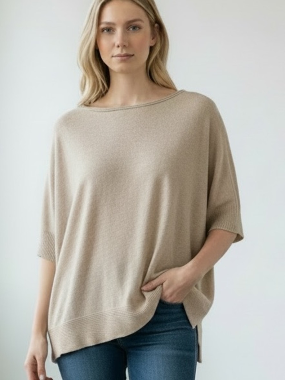 UNITED COLORS OF BENETTON | Vintage Beige Linen Blend Button Back Top size Small